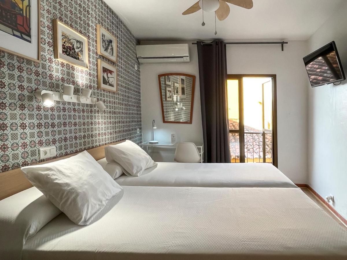 Twin Room with City View,1356165191:JPEG