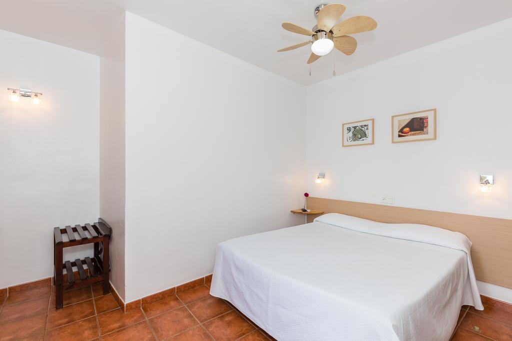 Economy Double Room,1356167012:JPEG